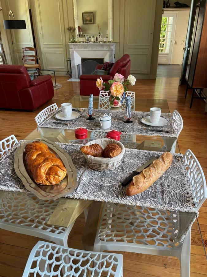 Bed and Breakfast Le Logis D'Anne-Sophie Chuignolles Экстерьер фото