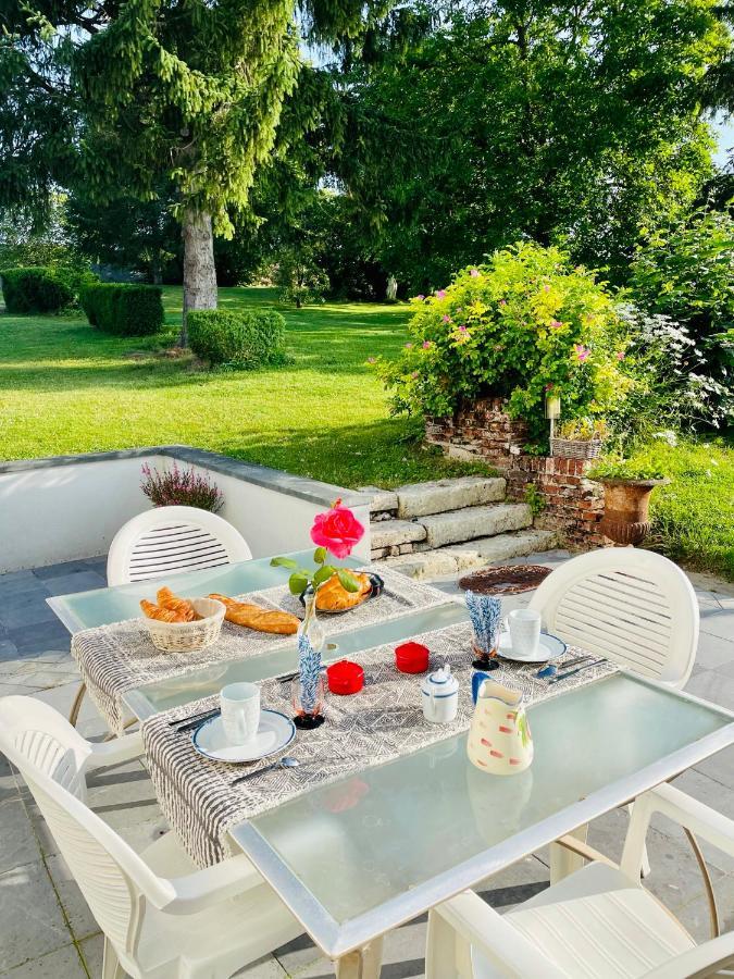Bed and Breakfast Le Logis D'Anne-Sophie Chuignolles Экстерьер фото
